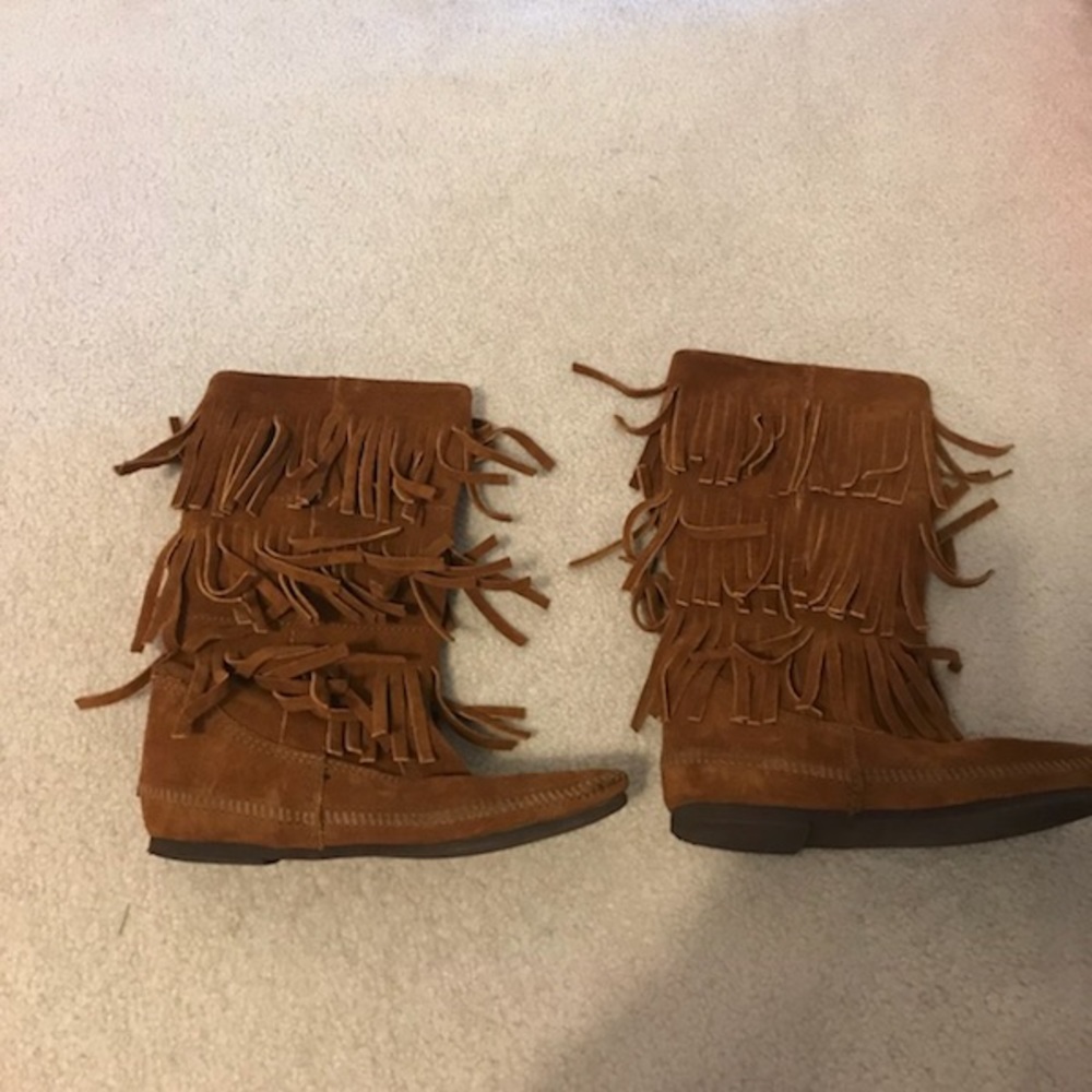 Minnetonka Fringe Boots